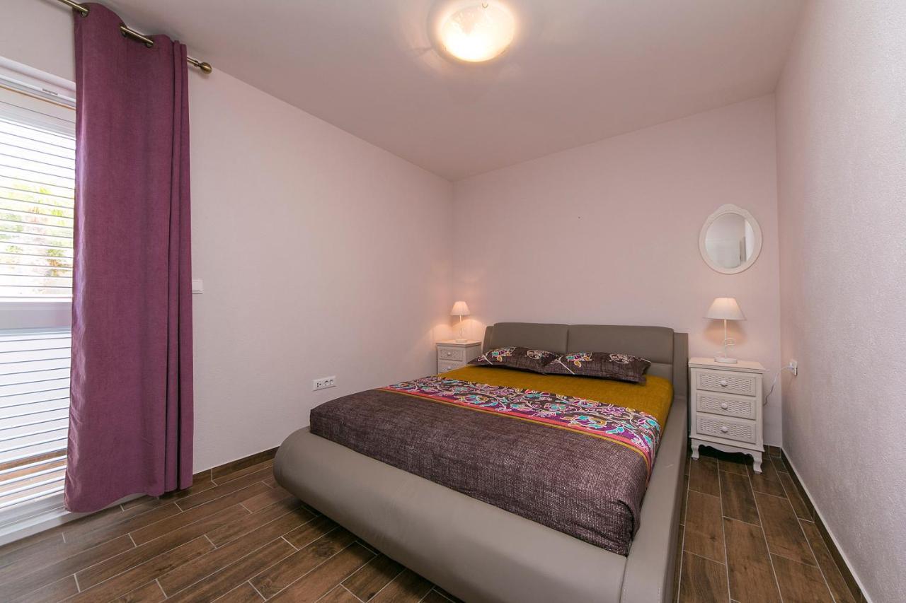 Apartments La Flor 브렐라 외부 사진