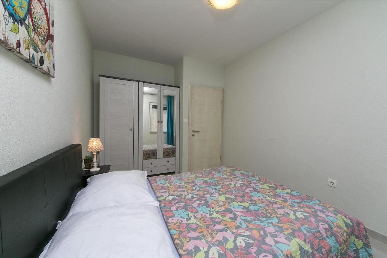 Apartments La Flor 브렐라 외부 사진